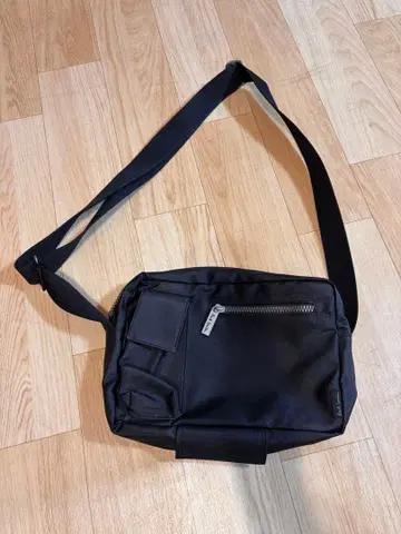 폴스미스 숄더백