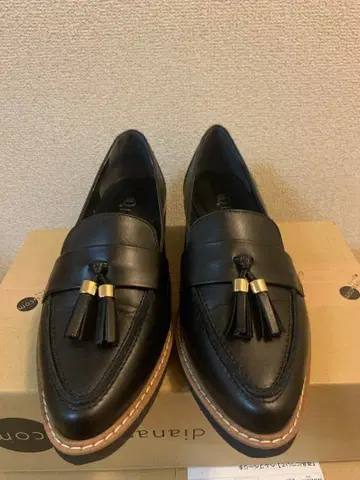 DIANA 태슬 로퍼 스무스