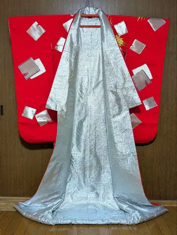 일본 의류 결혼식 신부님 이로 우치카케