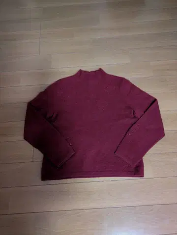 레리안 캐시미어 버건디 하이넥 스웨터 긴팔