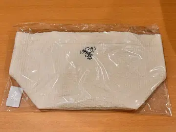 pionunnal 비오는날 정원 스누피 PEANUTS