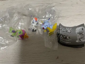 가격 인하 디지몬 나라붕데스 가브몬 가챠 무인 디지몬 어드벤처