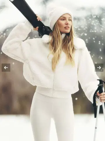 [정품] alo FoxySherpa 자켓/화이트