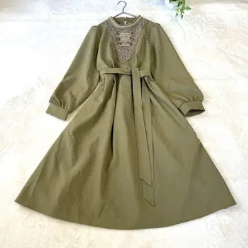 axes femme 화려한 자보 달린 밀리터리 원피스 레이스 카키 M