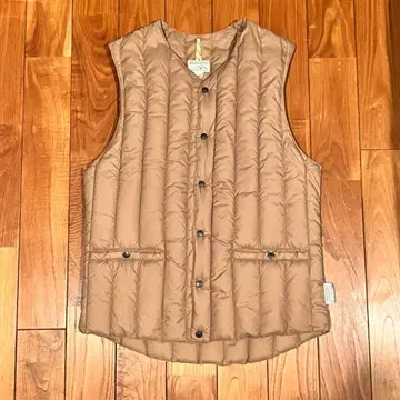 ROCKY MOUNTAIN 다운 베스트 36 베이지 일본제