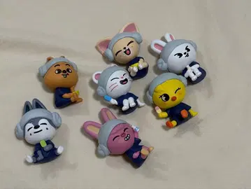 Stray kids 사우나 피규어 7개 세트