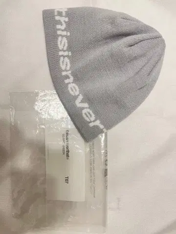 [ 새상품 ] thisisneverthat 그레이 비니 프리 사이즈