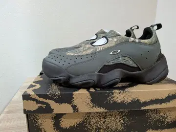 OAKLEY 팩토리 팀 사우스 투 웨스트 에이트 카모 오클리