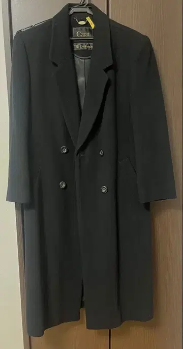 캐럿 블랙 롱 코트