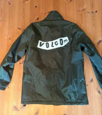 VOLCOM 다크 그린 자켓