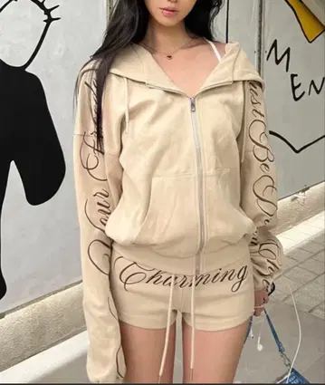 베이지 후드 부착