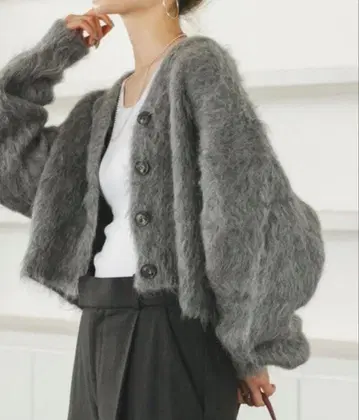 noble 알파카 혼방 샤기 숏 가디건