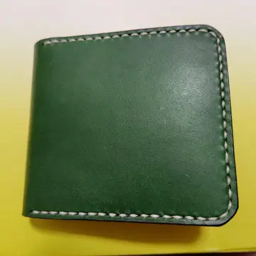 그린 누메 가죽 접이식 지갑 장인 제작