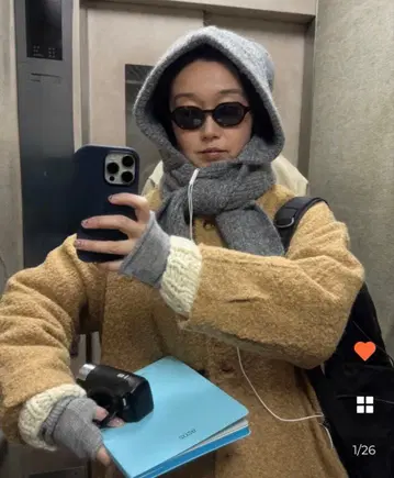 미사용 새상품 POIK 그레이 니트 후드 머플러