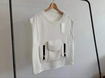 neon sign 니트 베스트