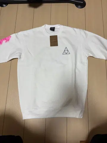 HUF 화이트 맨투맨 트레이닝복