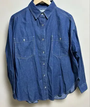 새상품 사만다 모스모스 블루 데님 오버 셔츠 블루