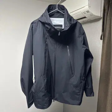 데상트 얼터레인 클레어스 L black