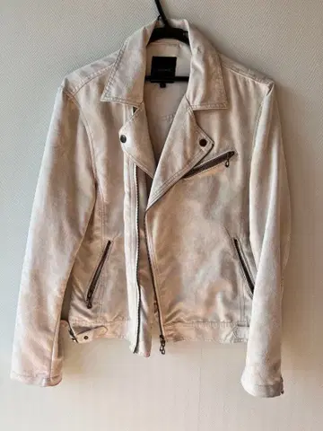 로쉘 크림색 가죽 라이더 자켓