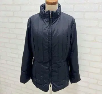 MAX&Co. 블랙 다운 자켓 루마니아산 다운