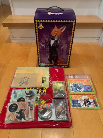 닉 와일드 피규어 세트