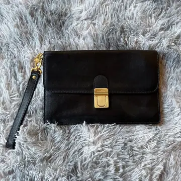 GOLD PFEIL 블랙 가죽 클러치백 골드 금장 장식