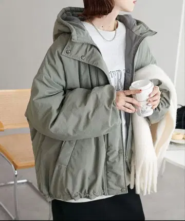 DISCOAT 충전솜 몬스터 후드티 화이트