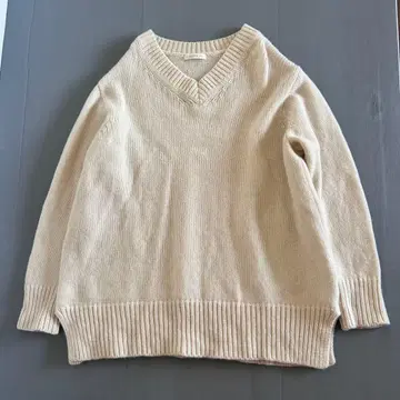 GALERIE VIE 파인 울 니트 화이트 긴팔 V넥