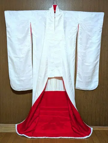 화장 혼례 신부님 백색 속치마