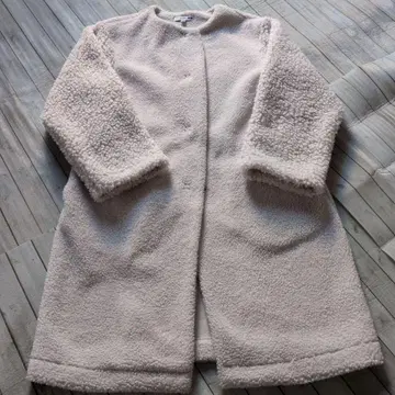 유니클로 보아 코트 JWANDERSON 콜라보 아이보리 S