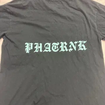 PHATRNK 블랙 T셔츠