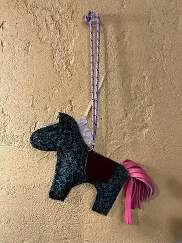 TV에서 소개된 [ 행운을 부르는, 가죽 호스 참 ]