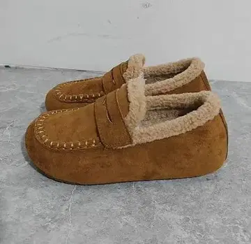 브라운 모카신 스웨이드 퍼 포함