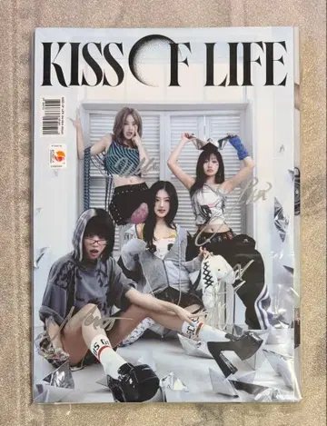 KISS OF LIFE Lose Yourself 전원 사인 CD