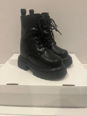 HSK 도쿄 키높이 부츠 +16.5cm S 사이즈 통굽