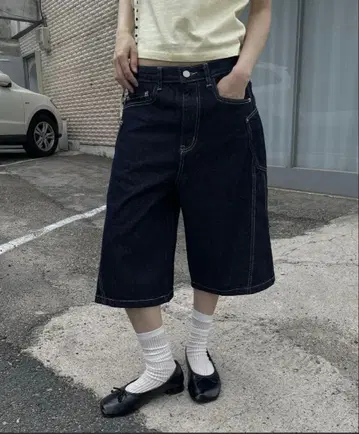 UNE MANSION 유니크 사이드 포켓 하프 팬츠 다크 블루