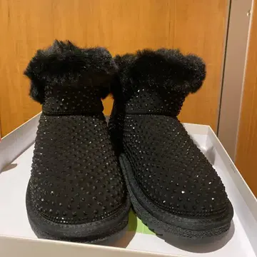 스타카토 부츠 유리(네네) V컷 크리스탈 부츠