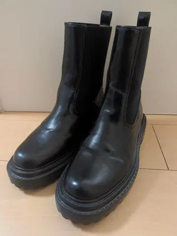 Apartby 블랙 사이드 고어 부츠