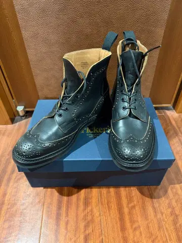 [ 별주 ] Tricker's x JS 콜라보 MALTONWING 부츠