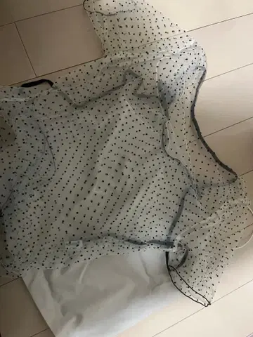 SNIDEL 도트 시어 탑