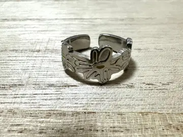 HARSH AND CRUEL 플라워 모티브 실버 반지