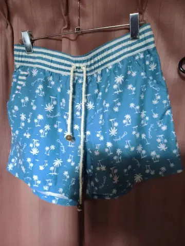 오션 퍼시픽 야자수 패턴 파랑 숏팬츠