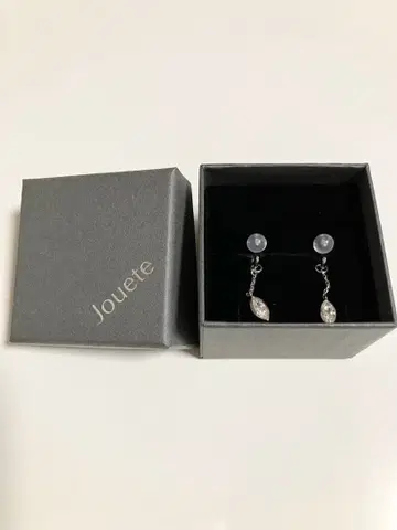 Jouete 귀찌 지르코니아