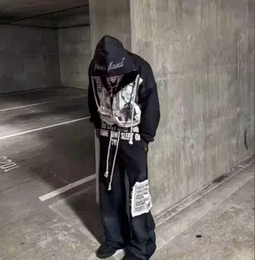 블랙 크롭 후드티 셋업