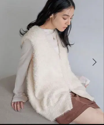 로리즈팜 샤기 ZIP 베스트 아이보리