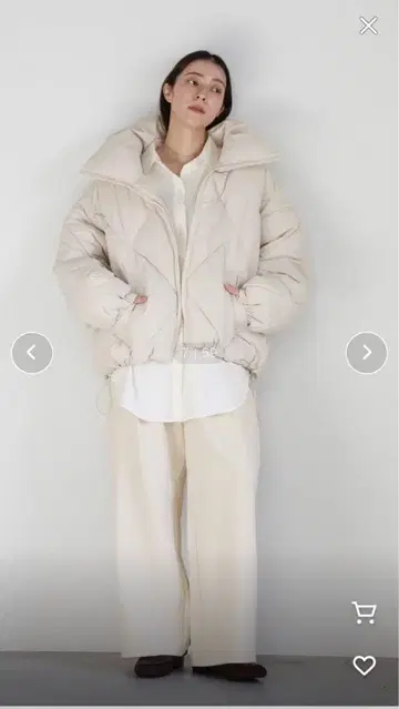 미사용 새상품 select MOCA 하이넥 퀼팅 다운 숏 블루종