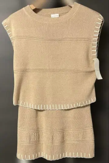 pinue 피누에 니트 셋업 베스트 스커트 베이지 택 포함