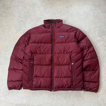 파타고니아 다운 자켓 로고