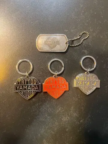 TATTOO STUDIO YAMADA 로고 키링, 도그택 세트