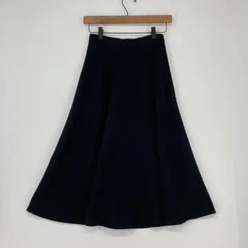 ELLE 엘르 네이비 플레어 롱 스커트